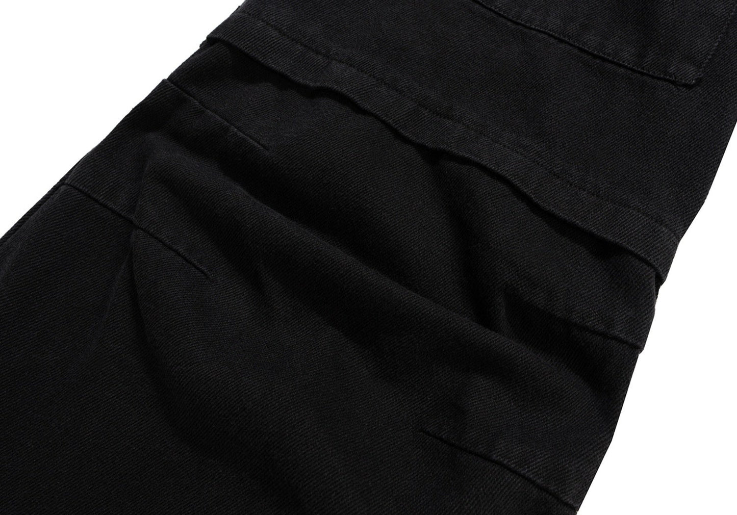 Sculpted Fit Pleated Cargo Pants